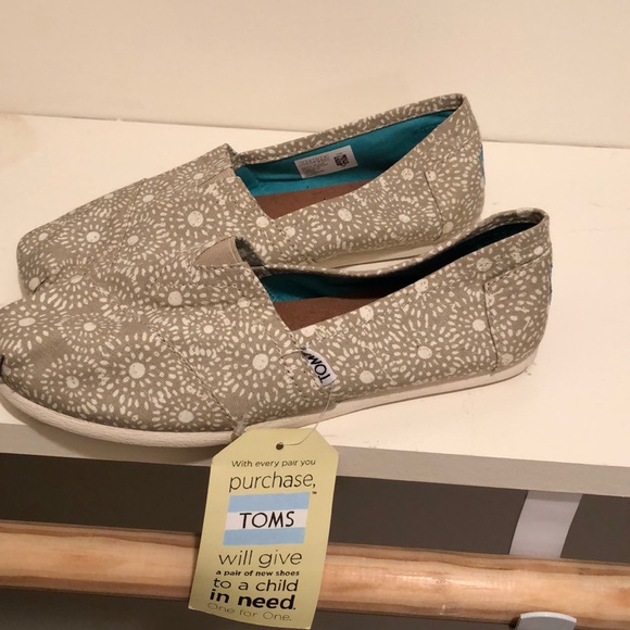 Toms Shoes - Toms 7.5